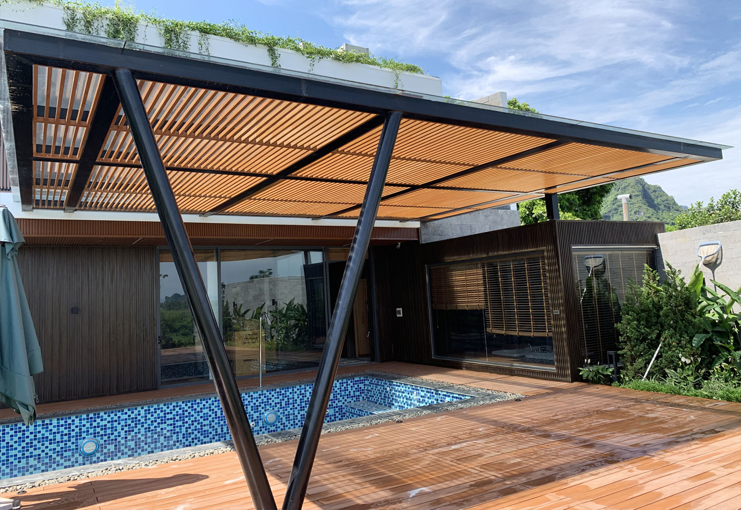 Hệ giàn hoa dây leo Pergola